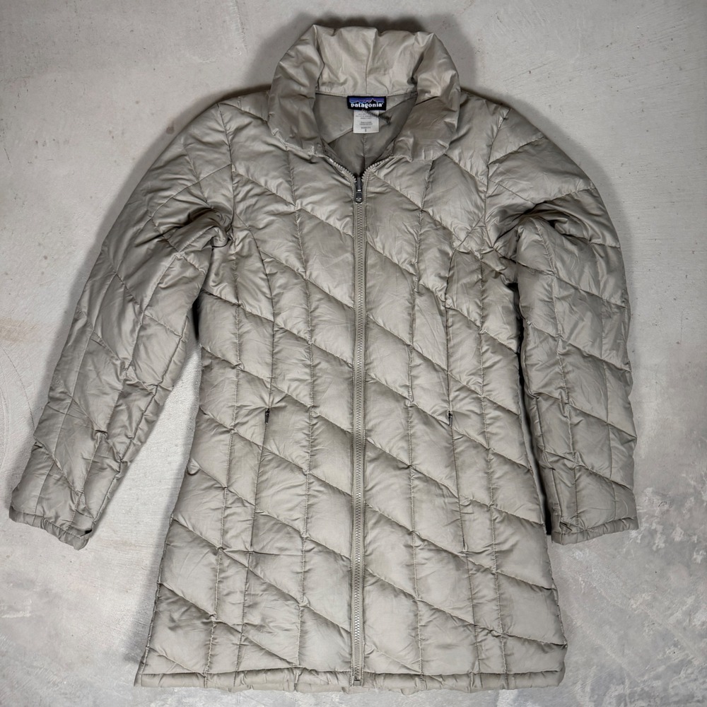 Patagonia Womens Fiona Parka Down Jacket Tan Beige Diamond Quilt 28405 Small